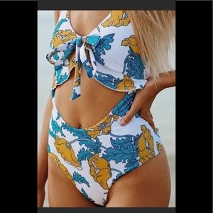 NWT Martinique Swimsuit size medium